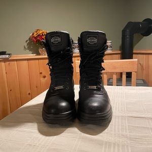 EUC Men’s Harley Davidson black, leather  boots.  Size 7 1/2